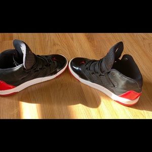 Jordan auris worn once great condition